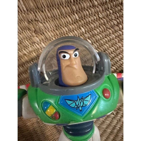 Disney Vintage 2000 buzz light year toy - Picture 2 of 12
